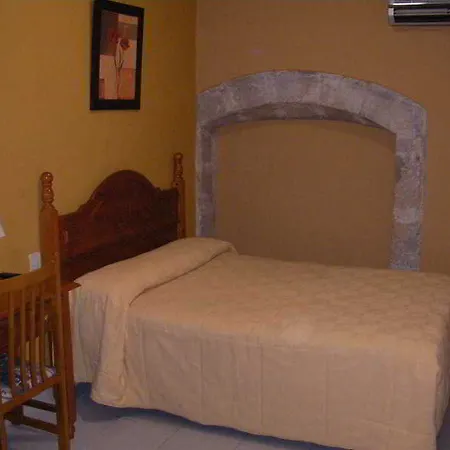 Hostal Trujillo Guest house *