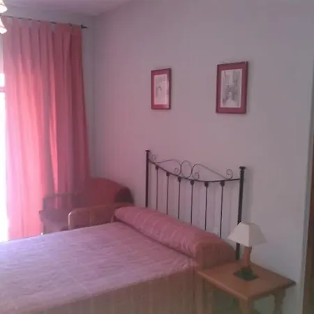 Hostal Trujillo Guest house *